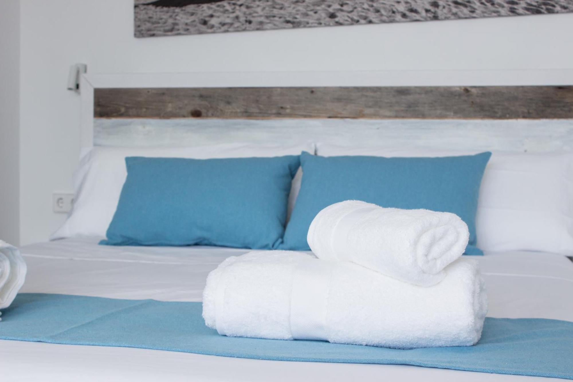 Hotel Boutique Es Blau Cadaqués Exterior foto
